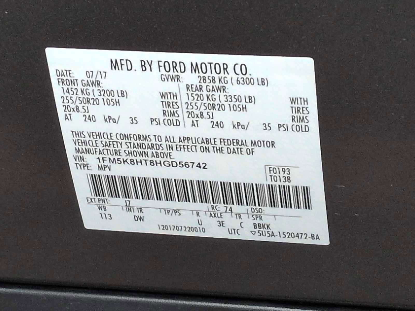 Used 2017 Ford Explorer Platinum image 38