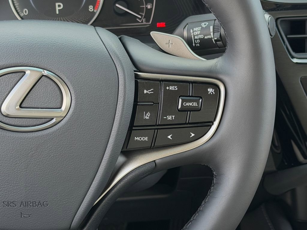 Certified 2025 Lexus ES 350 w/ Premium Package image 17