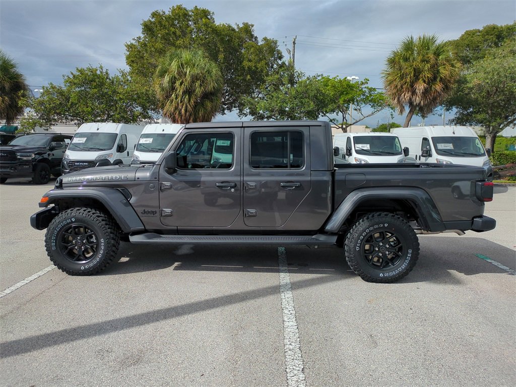 New 2025 Jeep Gladiator Sport image 8