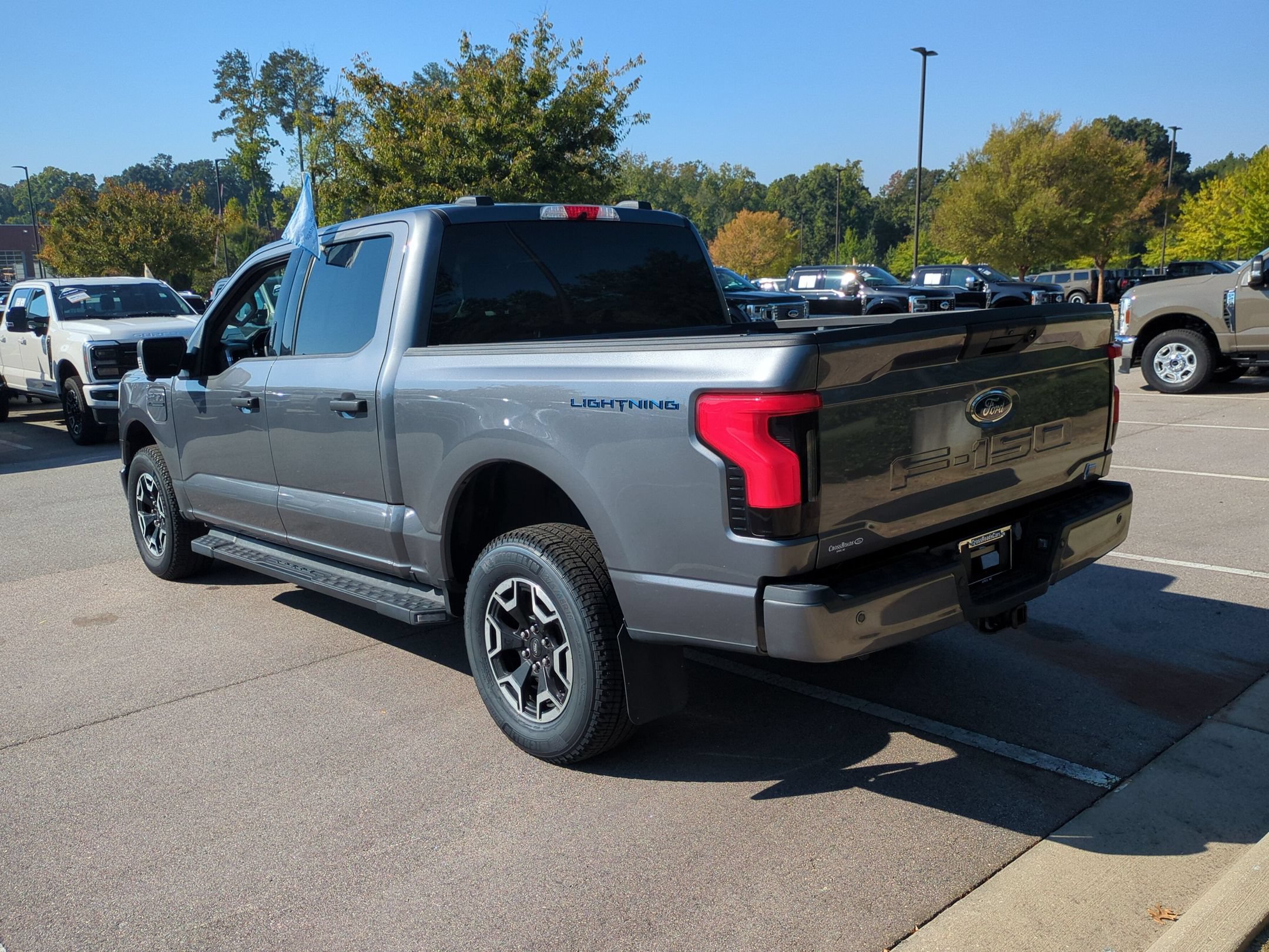 Certified 2023 Ford F150 Lightning XLT AWD/4WD image 6