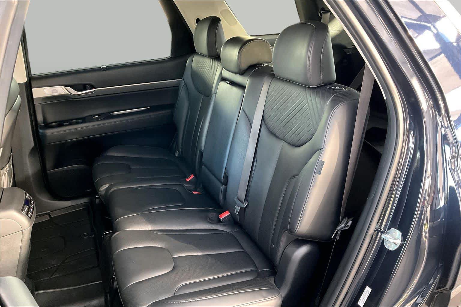 Used 2024 Hyundai Palisade SEL FWD image 21