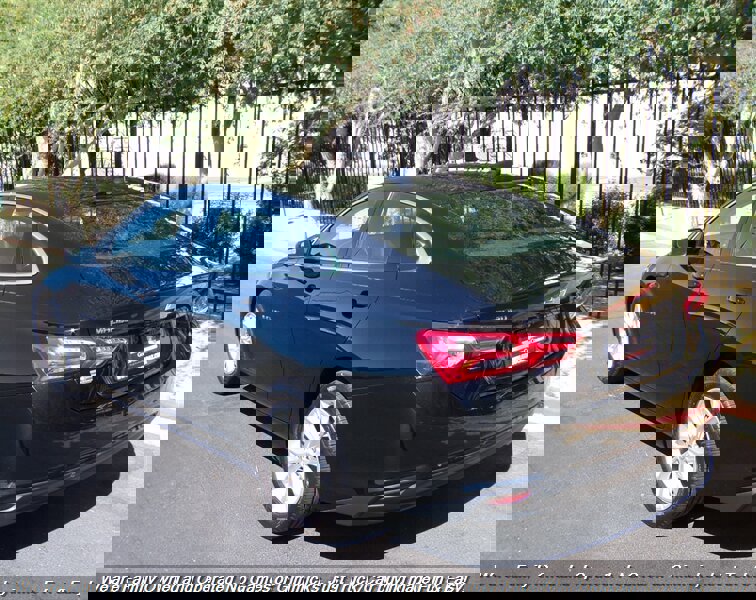 Used 2019 Chevrolet Malibu LT w/ Leather Package FWD image 7