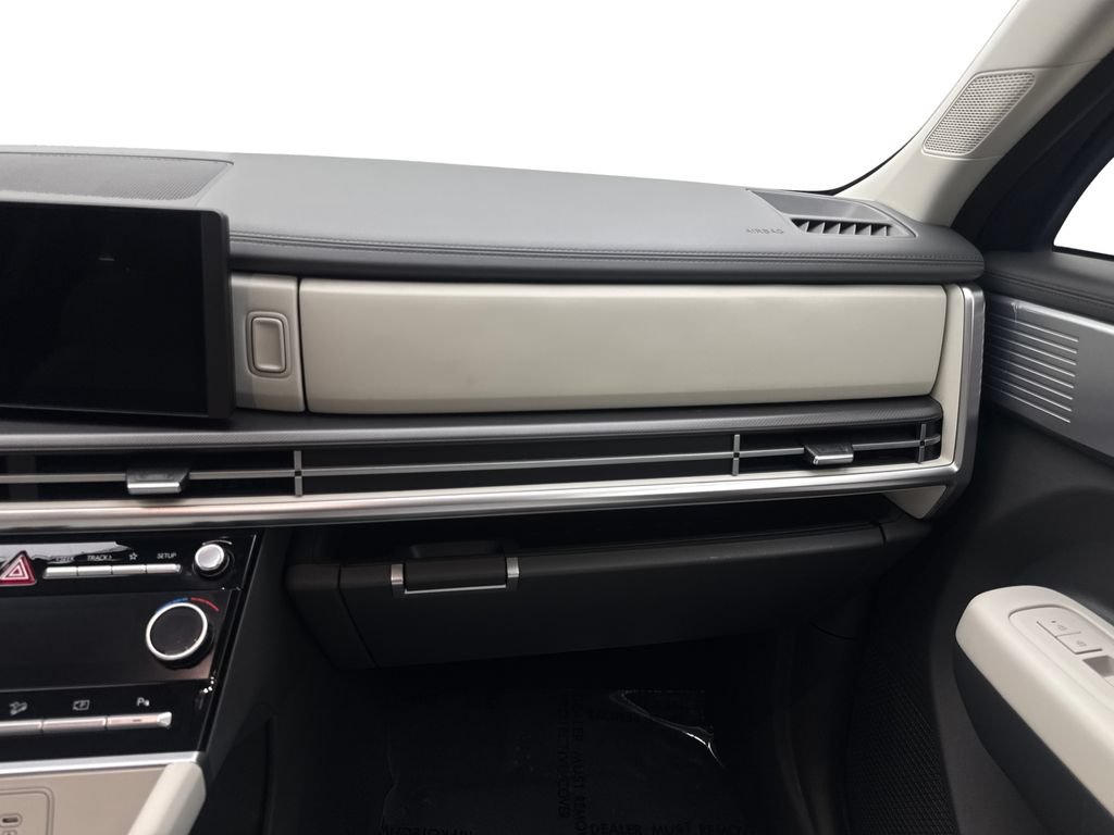 Used 2026 Hyundai Santa Fe SE AWD/4WD image 61