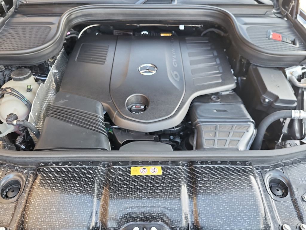 Used 2024 Mercedes-Benz GLS 450 4MATIC image 28