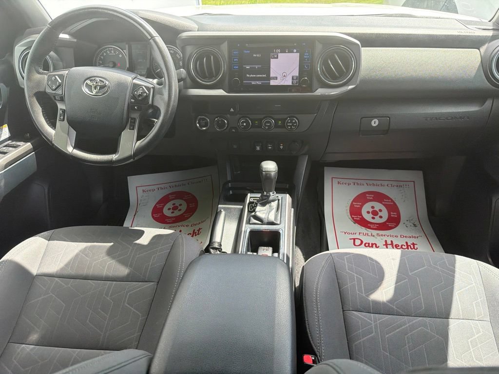 Used 2019 Toyota Tacoma TRD Off-Road AWD/4WD image 8