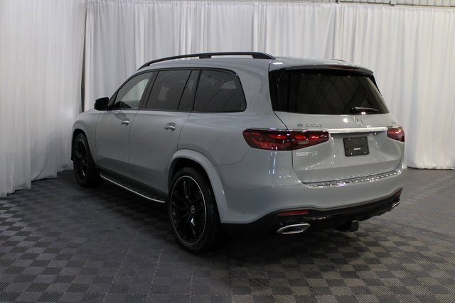 New 2026 Mercedes-Benz GLS 580 4MATIC image 4