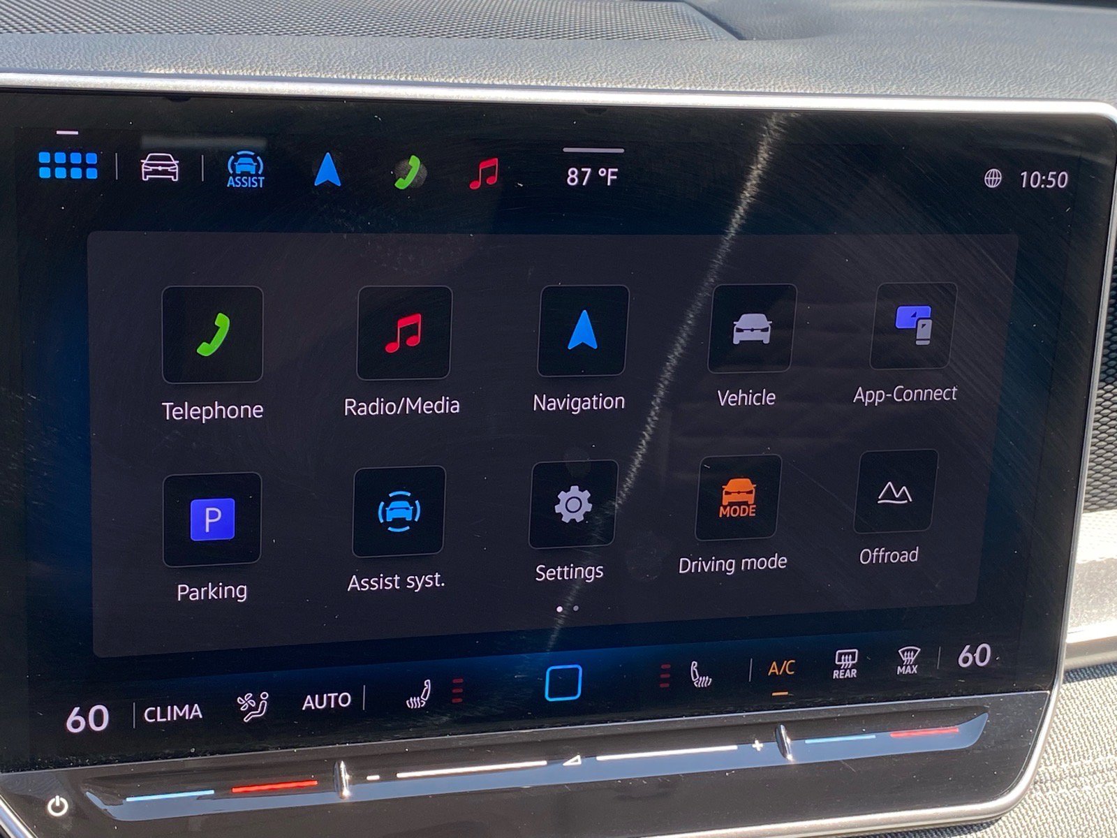Certified 2025 Volkswagen Tiguan S AWD/4WD image 14