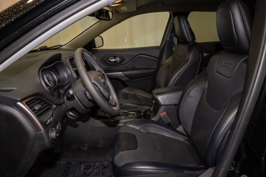 Used 2022 Jeep Cherokee Latitude Lux image 9