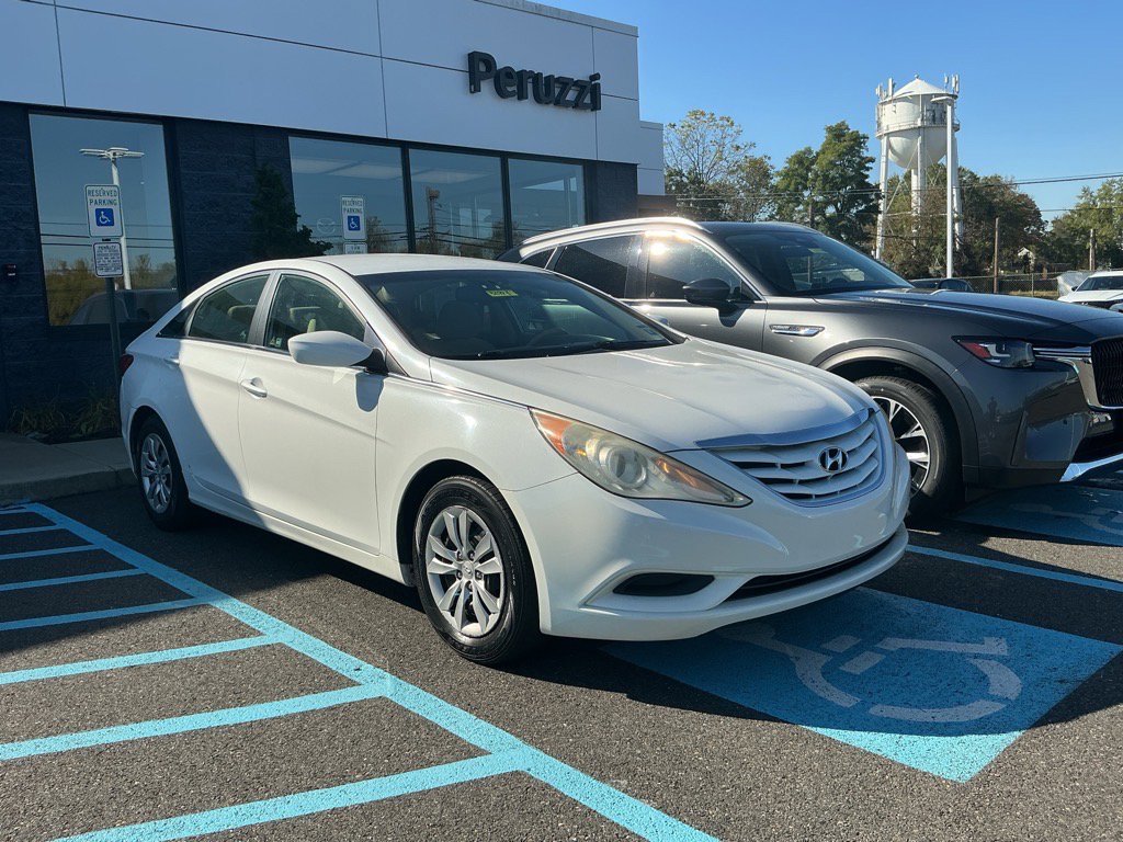 Used 2011 Hyundai Sonata GLS