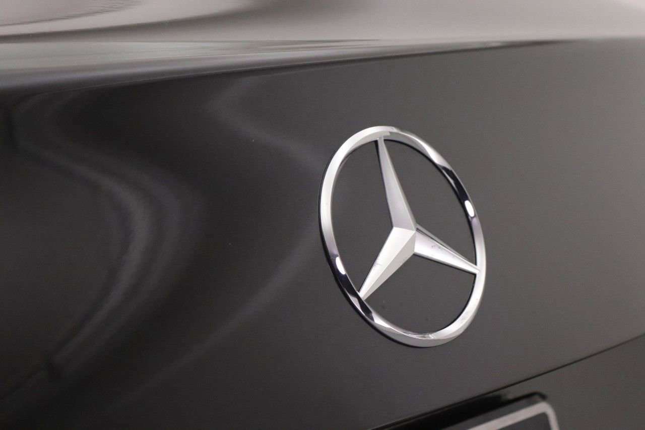 Certified 2025 Mercedes-Benz C 300 Sedan image 23