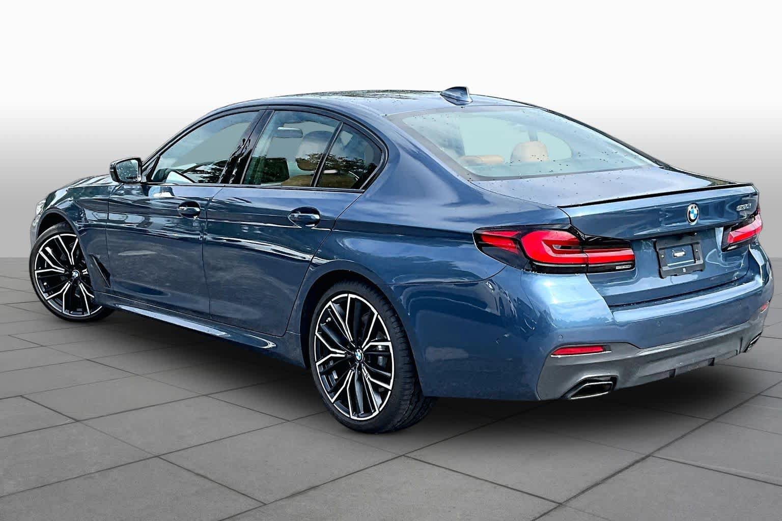 Used 2023 BMW 530i w/ M Sport Package RWD image 12