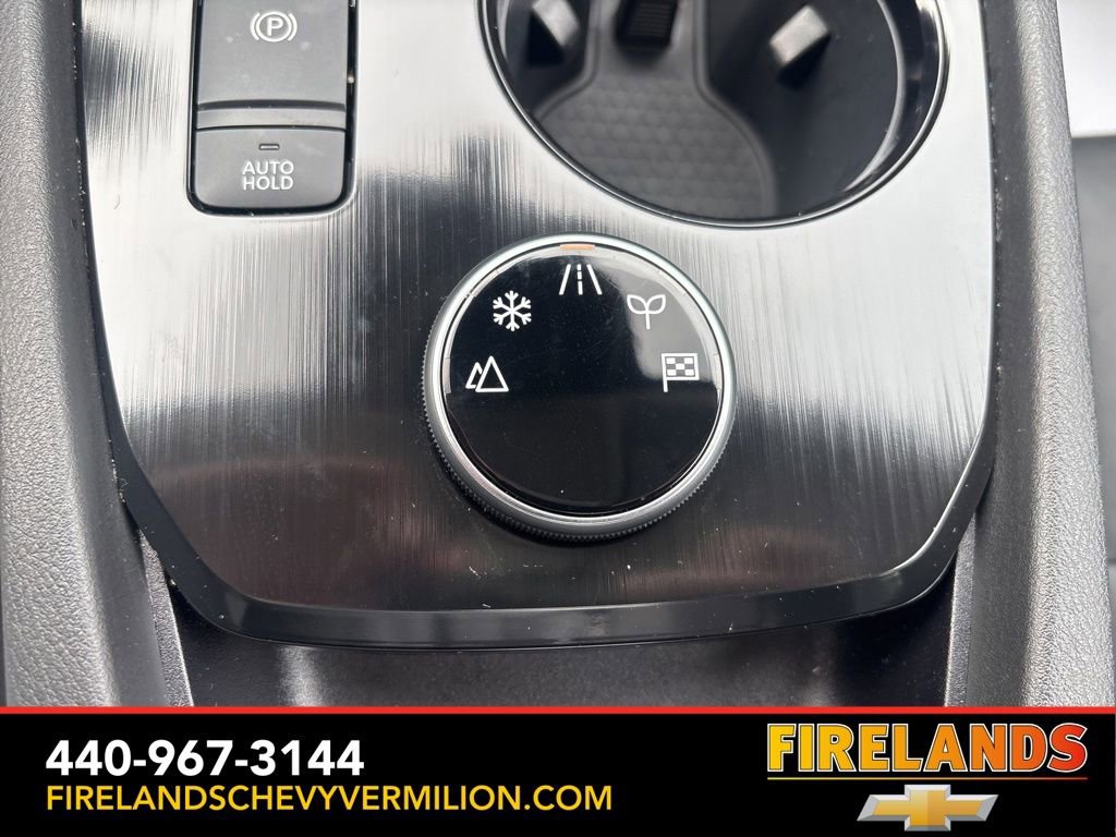 Used 2025 Nissan Rogue SL w/ Tech Package image 31