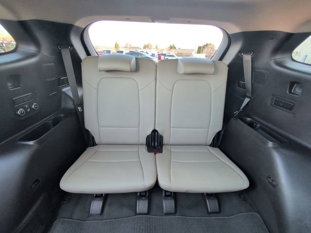 Used 2014 Hyundai Santa Fe Limited w/ Ultimate Package 07 image 16