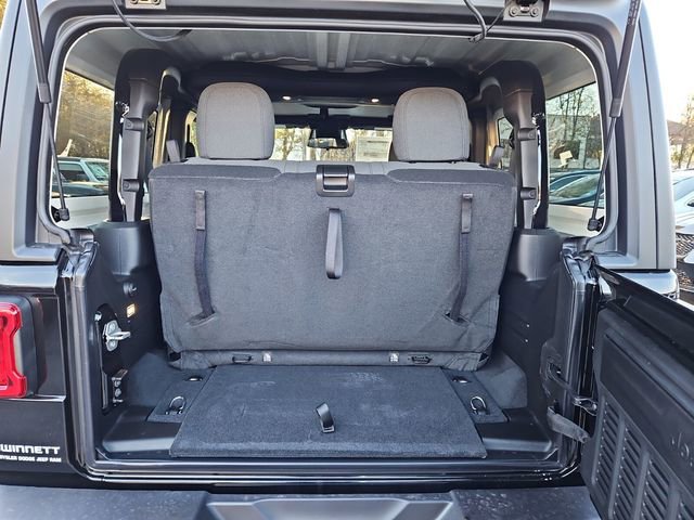 New 2026 Jeep Wrangler Rubicon AWD/4WD image 15