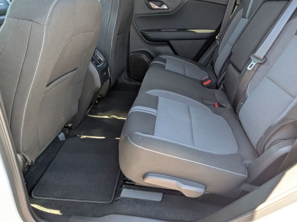 Used 2025 Chevrolet Blazer LT AWD/4WD image 27