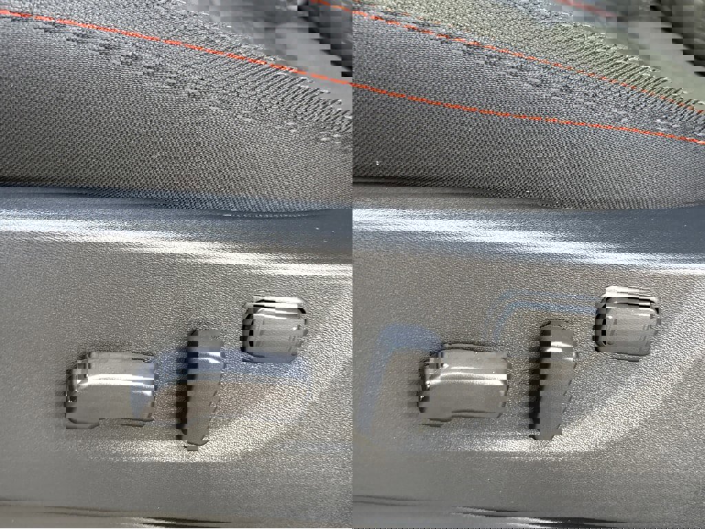 New 2025 Nissan Frontier PRO-4X w/ Black Accent Package image 21