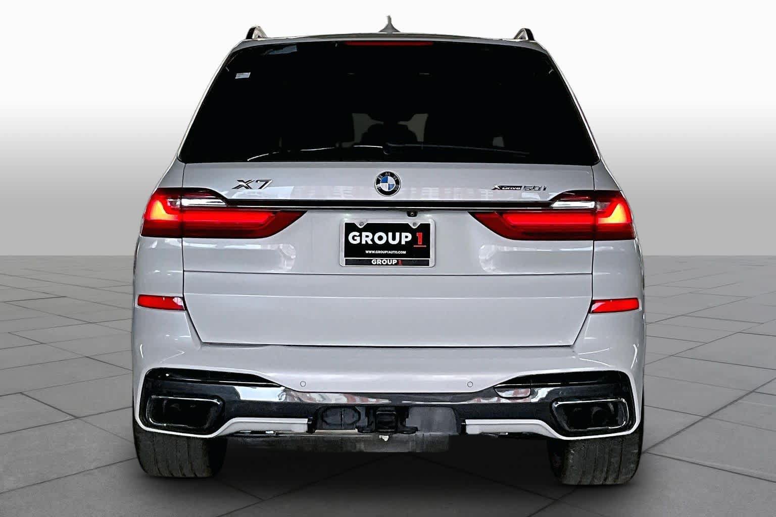 Used 2019 BMW X7 xDrive50i w/ M Sport Package AWD/4WD image 4
