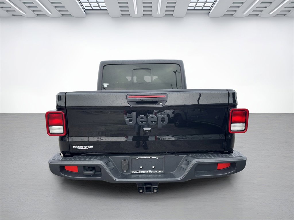 New 2024 Jeep Gladiator Sport image 4