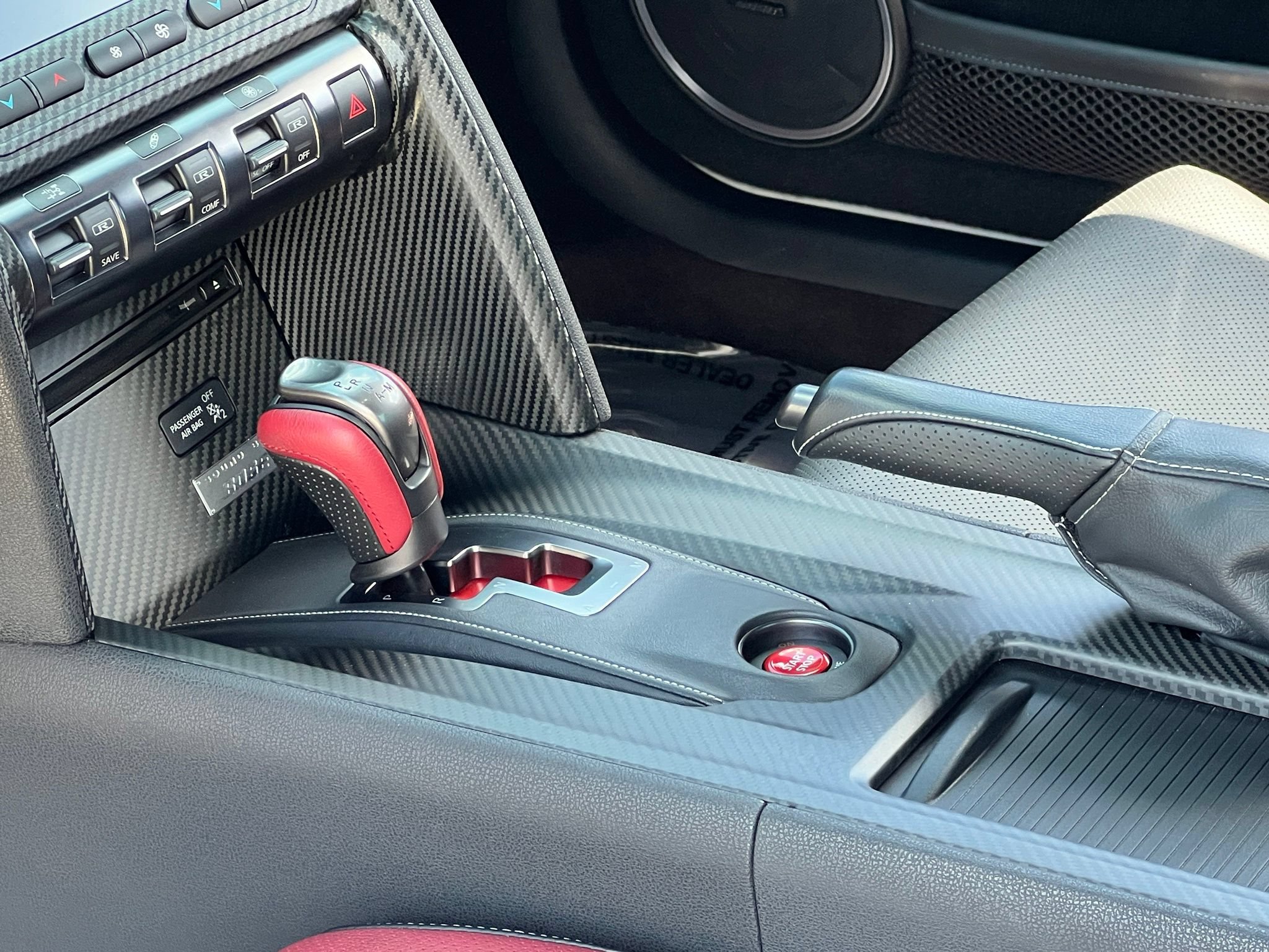 Used 2016 Nissan GT-R Black Edition AWD/4WD image 34