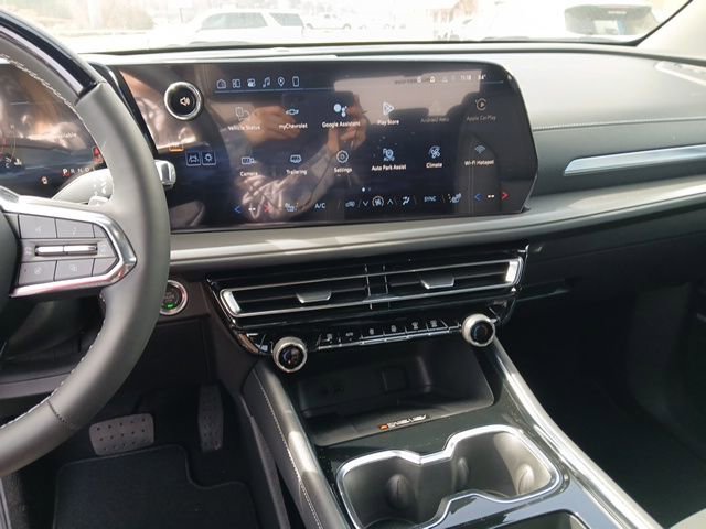 New 2026 Chevrolet Traverse LT w/ Enhanced Driving Package image 18