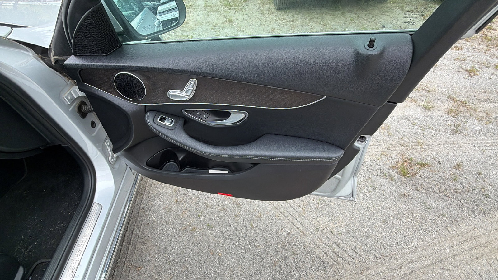 Used 2019 Mercedes-Benz C 300 Sedan image 18