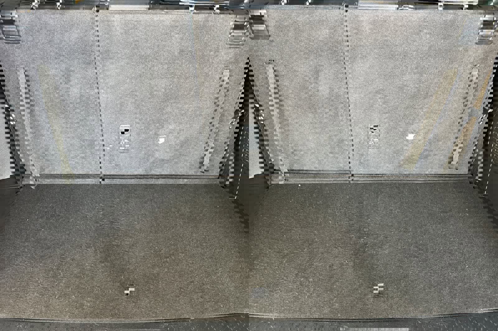 Used 2024 Toyota Highlander XLE image 16