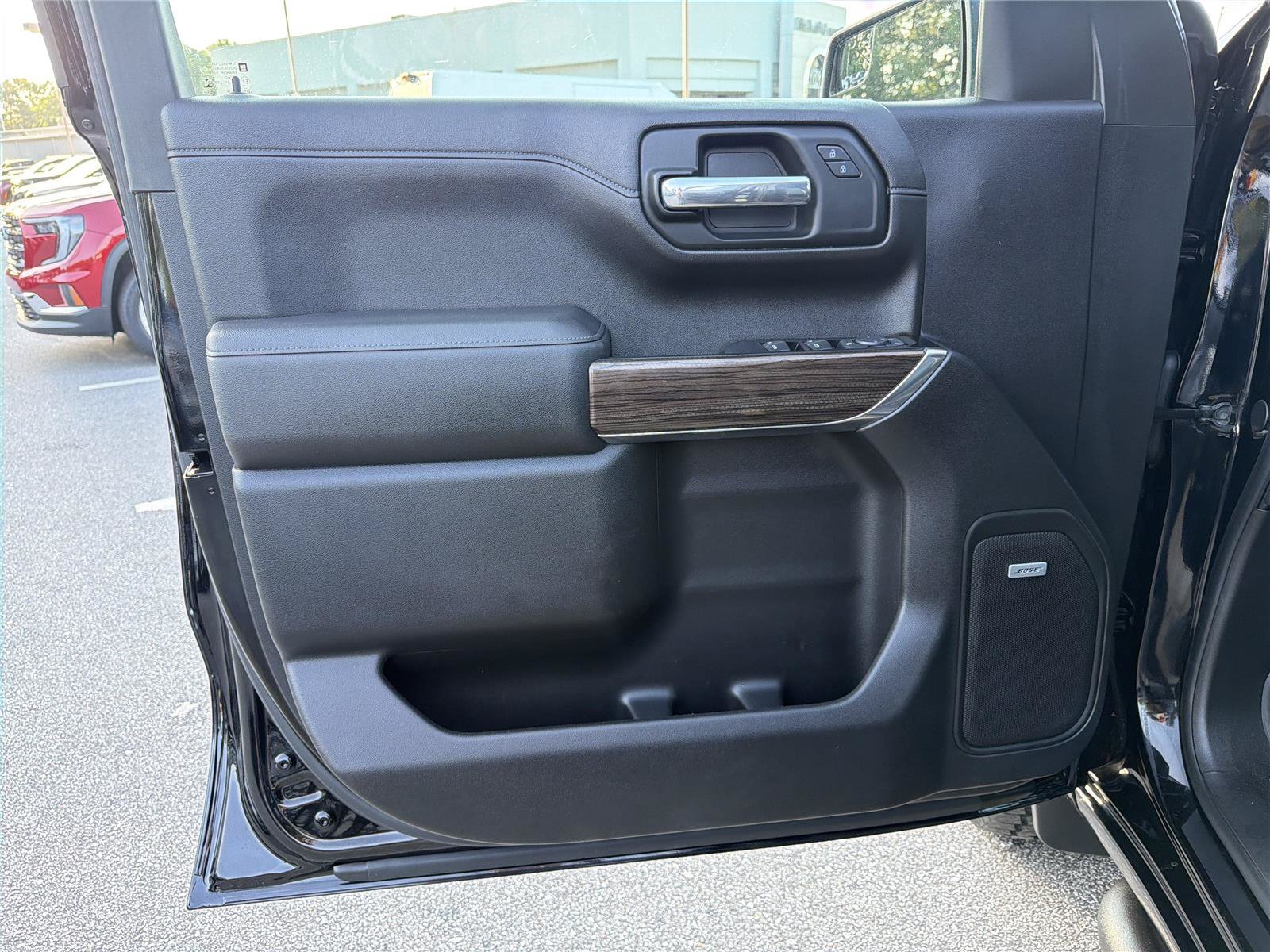 Used 2019 Chevrolet Silverado 1500 LT Trail Boss AWD/4WD image 9