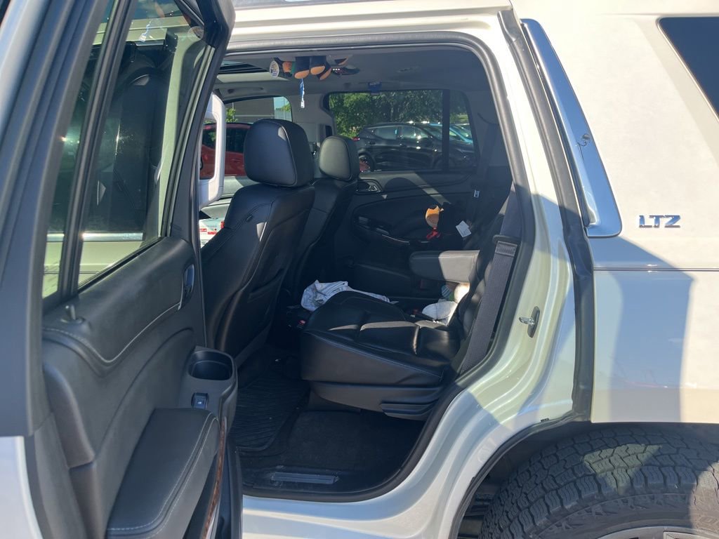 Used 2015 Chevrolet Tahoe LTZ AWD/4WD image 11