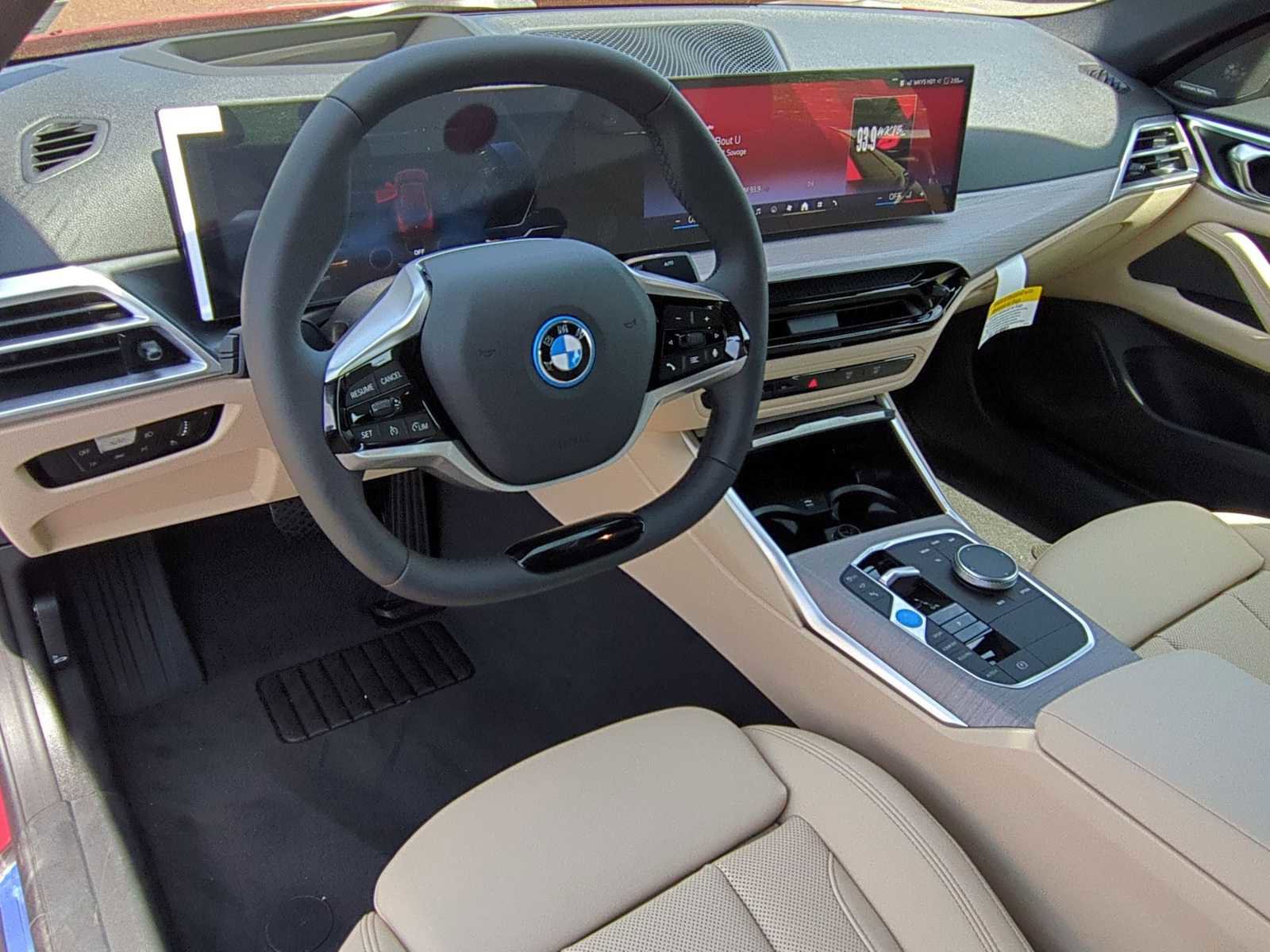 Used 2025 BMW i4 xDrive40i w/ Premium Package image 10