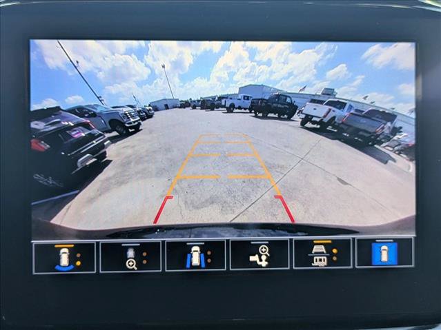 Used 2023 Chevrolet Traverse Premier w/ Redline Edition FWD image 14