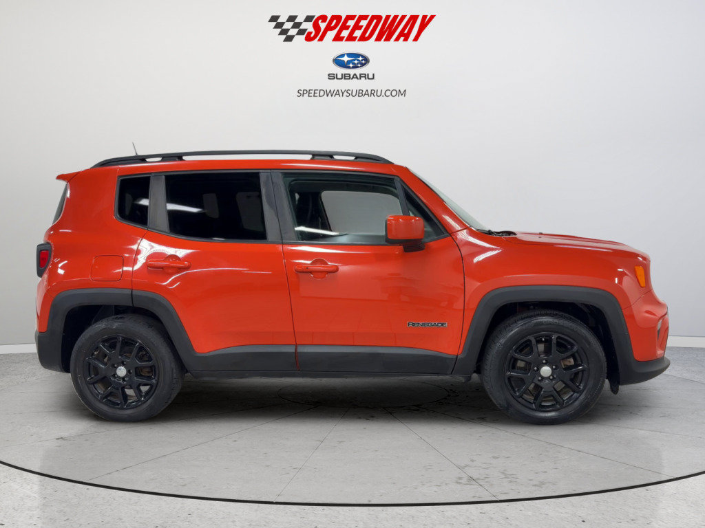 Used 2020 Jeep Renegade Latitude w/ Cold Weather Group FWD image 4
