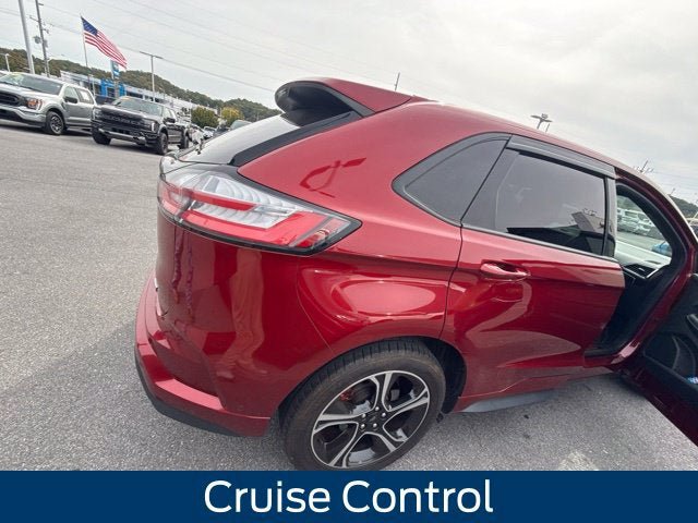Used 2019 Ford Edge ST w/ Equipment Group 401A AWD/4WD image 11
