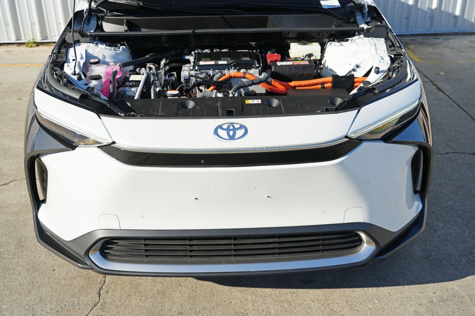 Used 2024 Toyota bZ4X Limited image 6