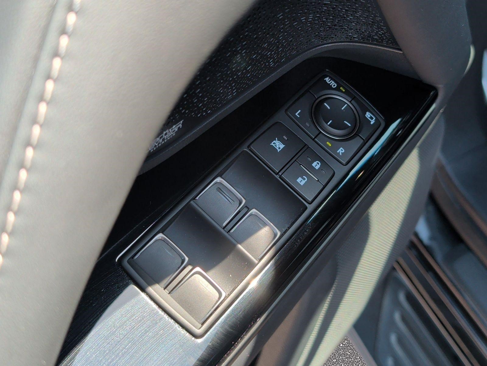 Certified 2026 Lexus LX 700h F Sport AWD/4WD image 9