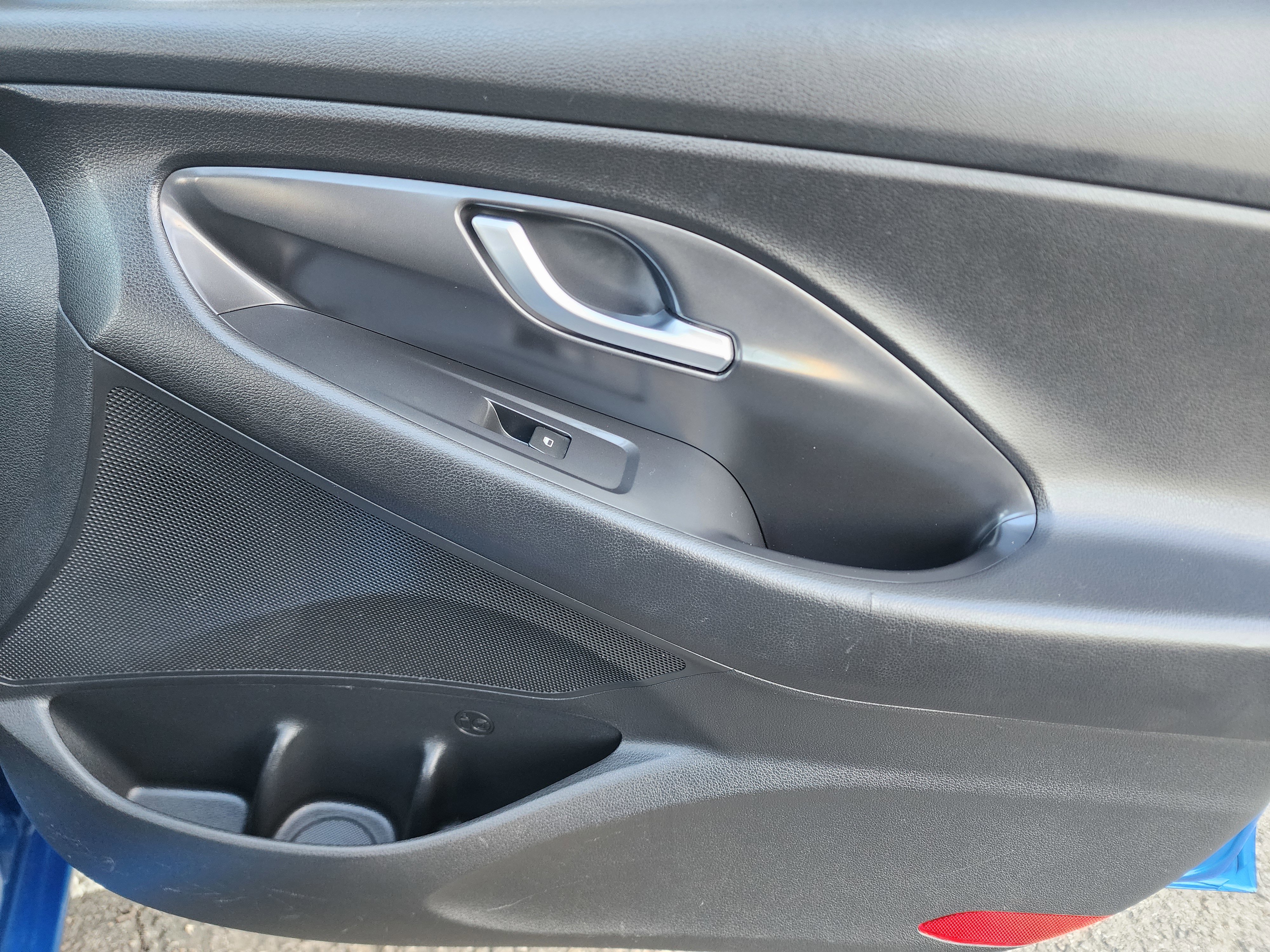 Used 2018 Hyundai Elantra GT Sport image 13