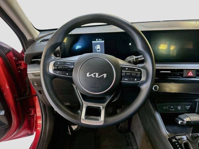 Used 2025 Kia K5 LXS FWD image 11