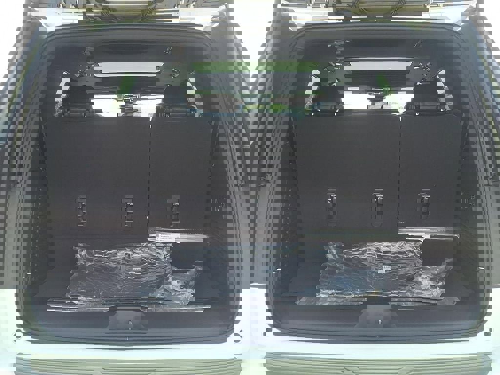 New 2026 Chevrolet Tahoe RST w/ Comfort Package AWD/4WD image 7