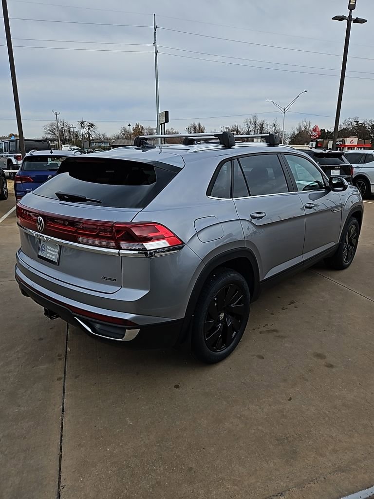 New 2026 Volkswagen Atlas Cross Sport SE image 5