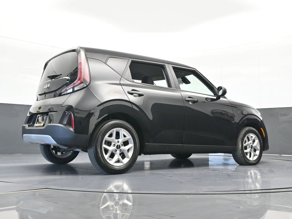 Used 2023 Kia Soul LX w/ Option Group 015 image 53