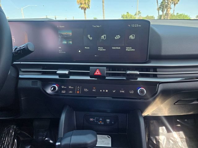 New 2026 Kia Sportage EX FWD image 9