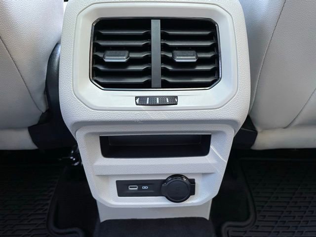 Used 2022 Volkswagen Tiguan SE R-Line AWD/4WD image 27
