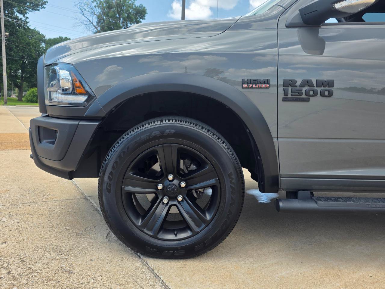 Used 2022 RAM 1500 Warlock w/ Ceramic Grey Warlock Package AWD/4WD image 29
