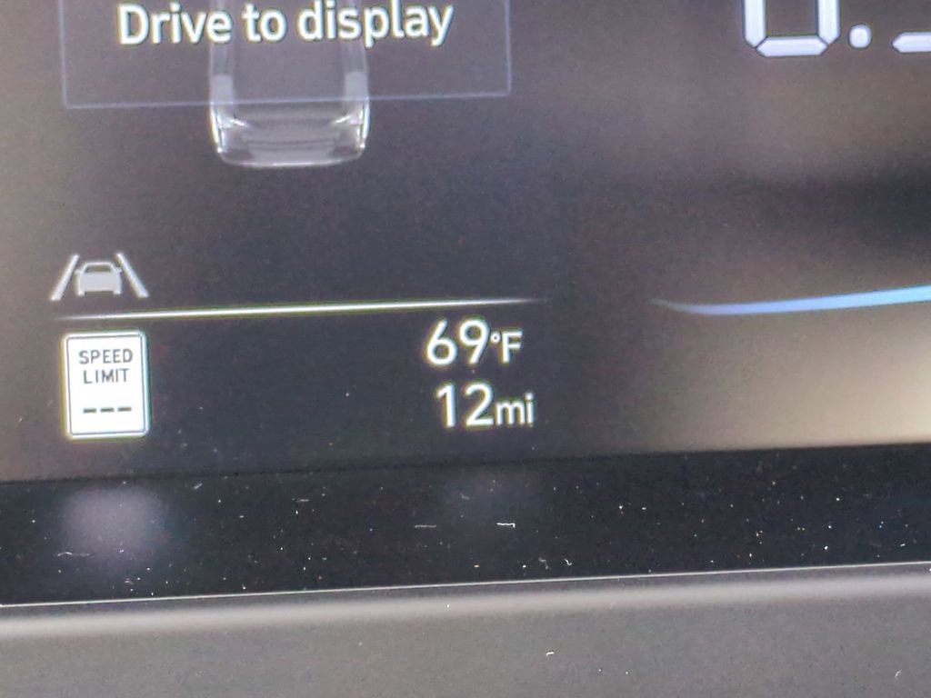 New 2026 Hyundai Elantra Sport w/ Cargo Package image 33