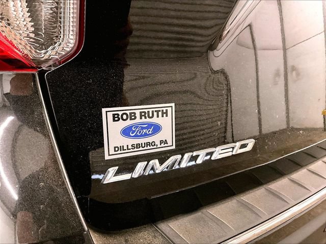 Used 2024 Ford Explorer Limited w/ Equipment Group 301A AWD/4WD image 13