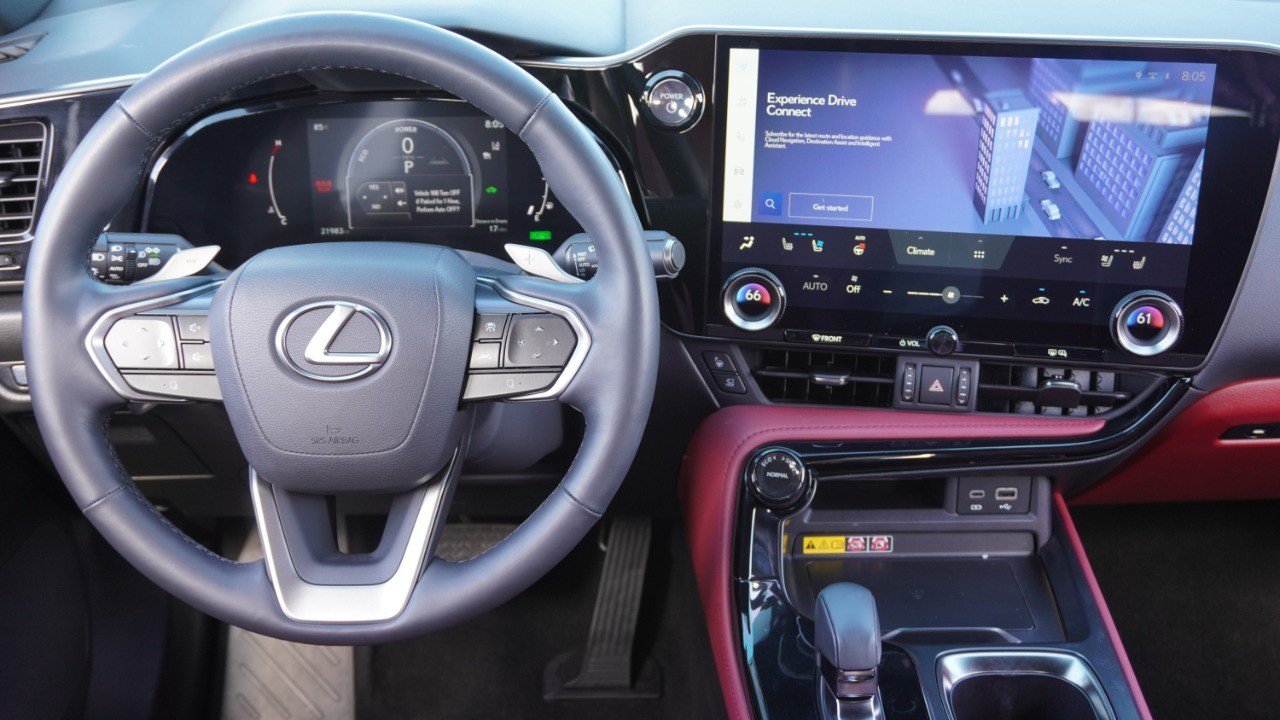 Used 2025 Lexus NX 350h AWD w/ Cold Area Package image 31