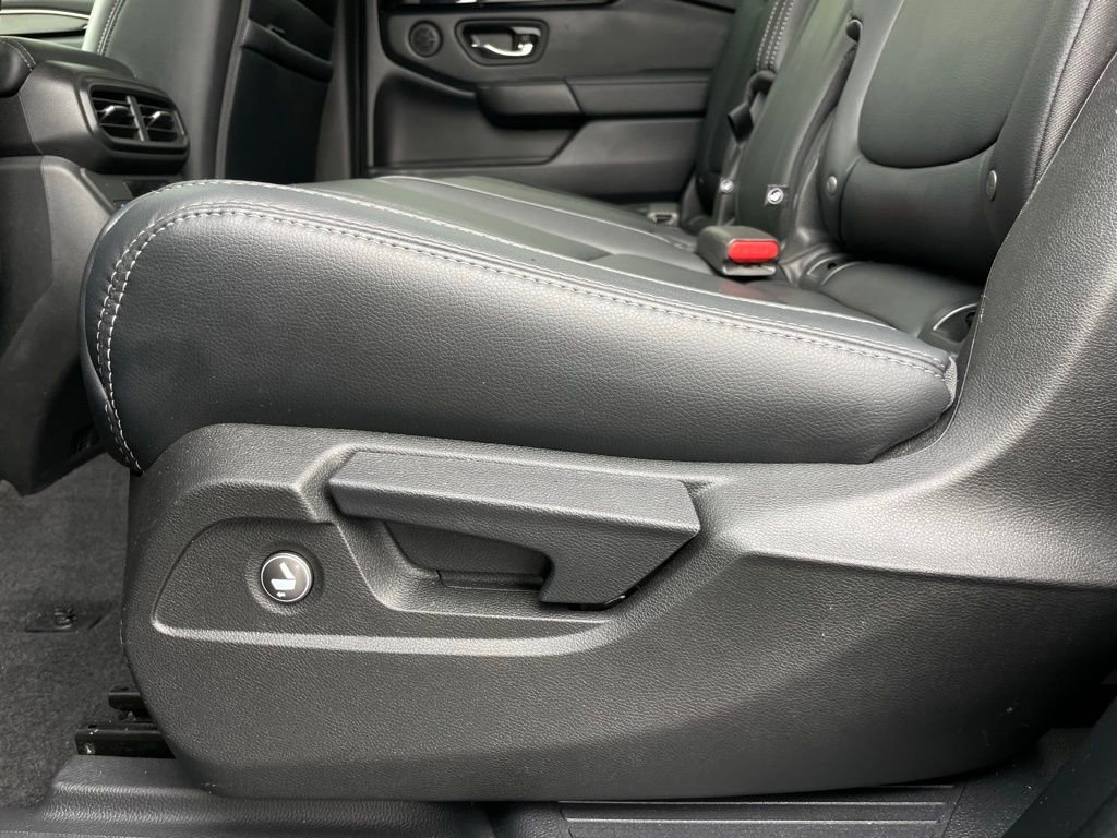 Certified 2023 Honda Pilot EX-L image 39