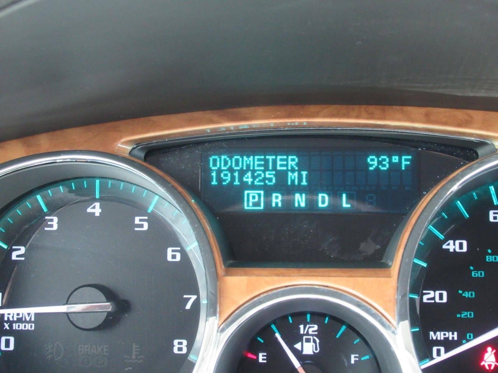 Used 2012 Buick Enclave Premium FWD image 32