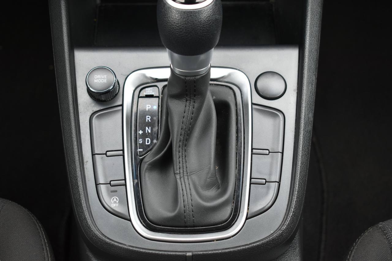 Used 2022 Hyundai Kona SEL w/ Cargo Package FWD image 23