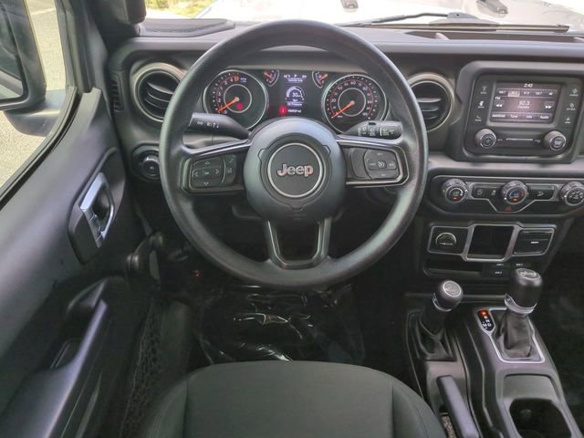 Used 2018 Jeep Wrangler Unlimited Sport AWD/4WD image 16