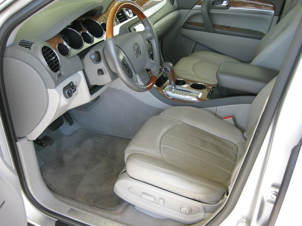 Used 2012 Buick Enclave Premium w/ Trailering Provision Package FWD image 11